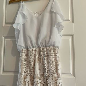 francesca’s white lace dress